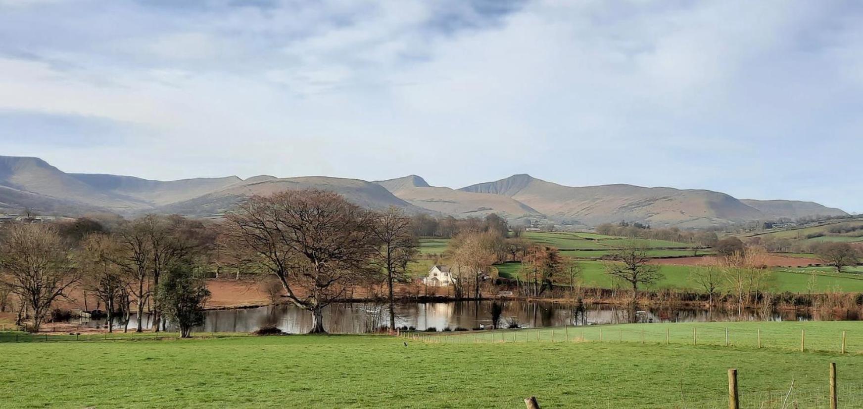 The Lodge Brecon B&B Экстерьер фото