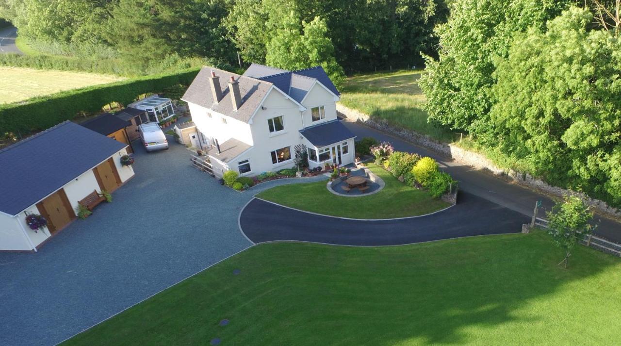 The Lodge Brecon B&B Экстерьер фото